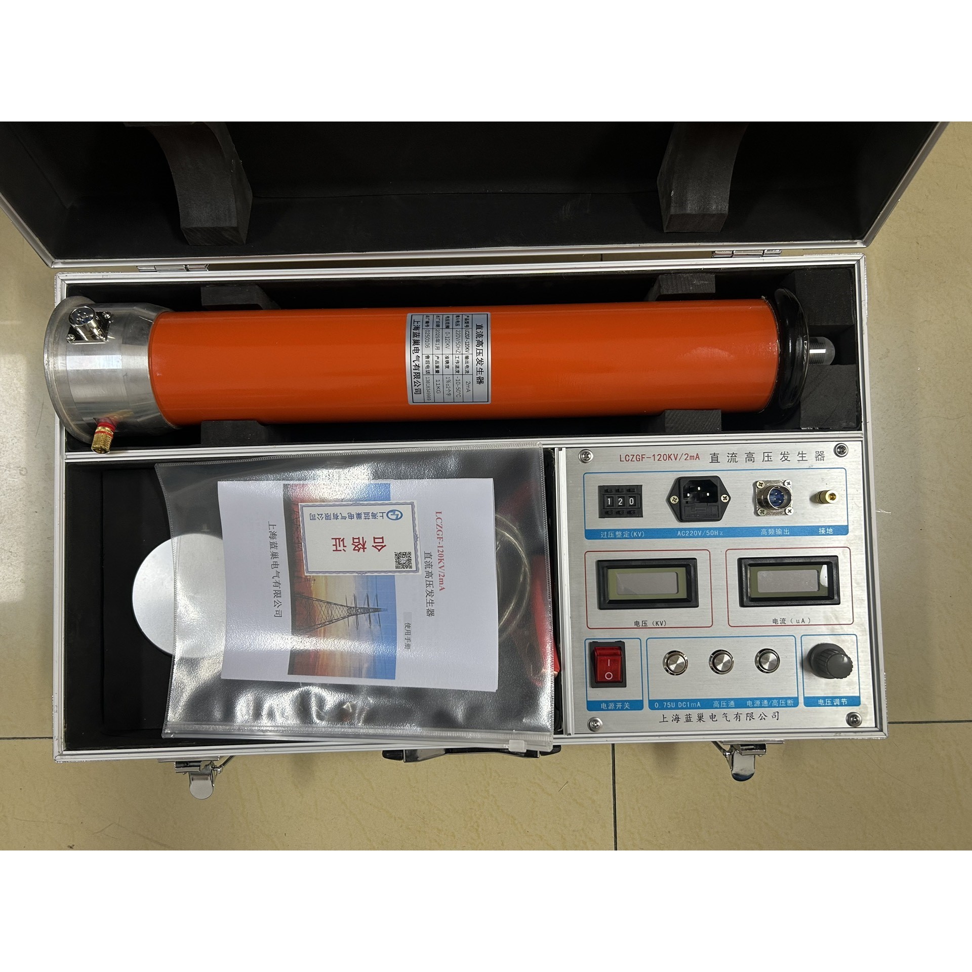 超川750W伺服电机,型号CC-M3H075-NN14,一起