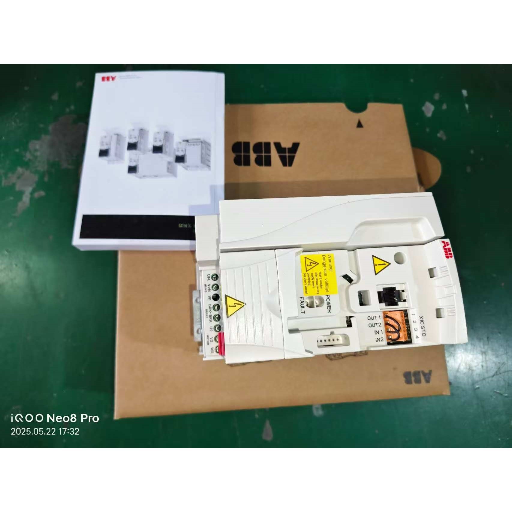 出售一台变频器ACS355-01E-09A8-2,功率