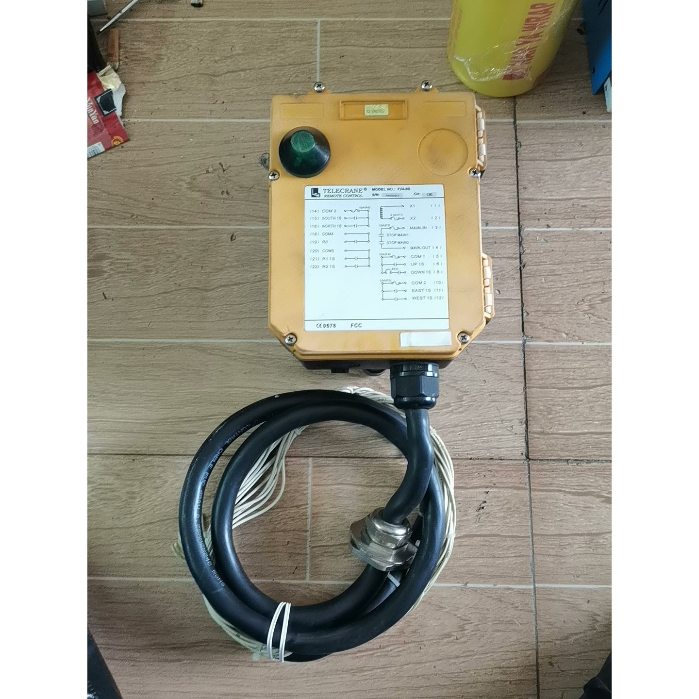 TELECRANE禹鼎F24-8S控制器