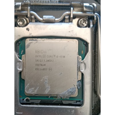 英特尔CPUi5-4590,正常拆下来的,成色如图所示,感兴