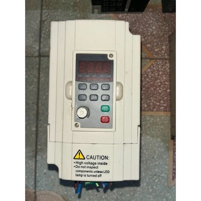 议价出0.75KW 变频器   INVERTE