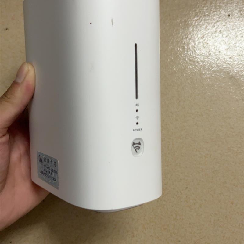 飞猫智联 ES-M9 三网通4G无线数据终端   实物如图