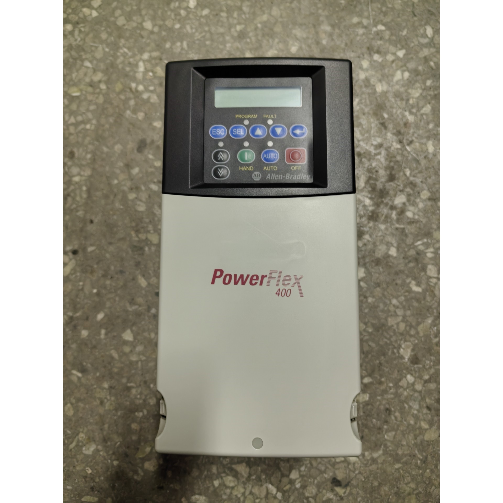 变频器11KW 22C-D022N103 原装拆机,已上