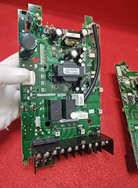 A82MA3.7D-FR5变频器主板BC187A022G