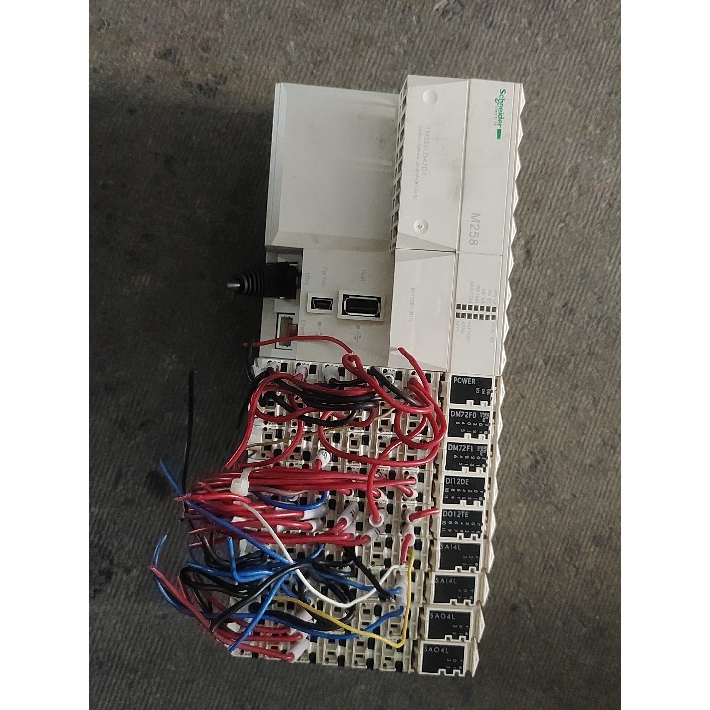 TM258LD42DT DM72F0 DM72F1 DI12