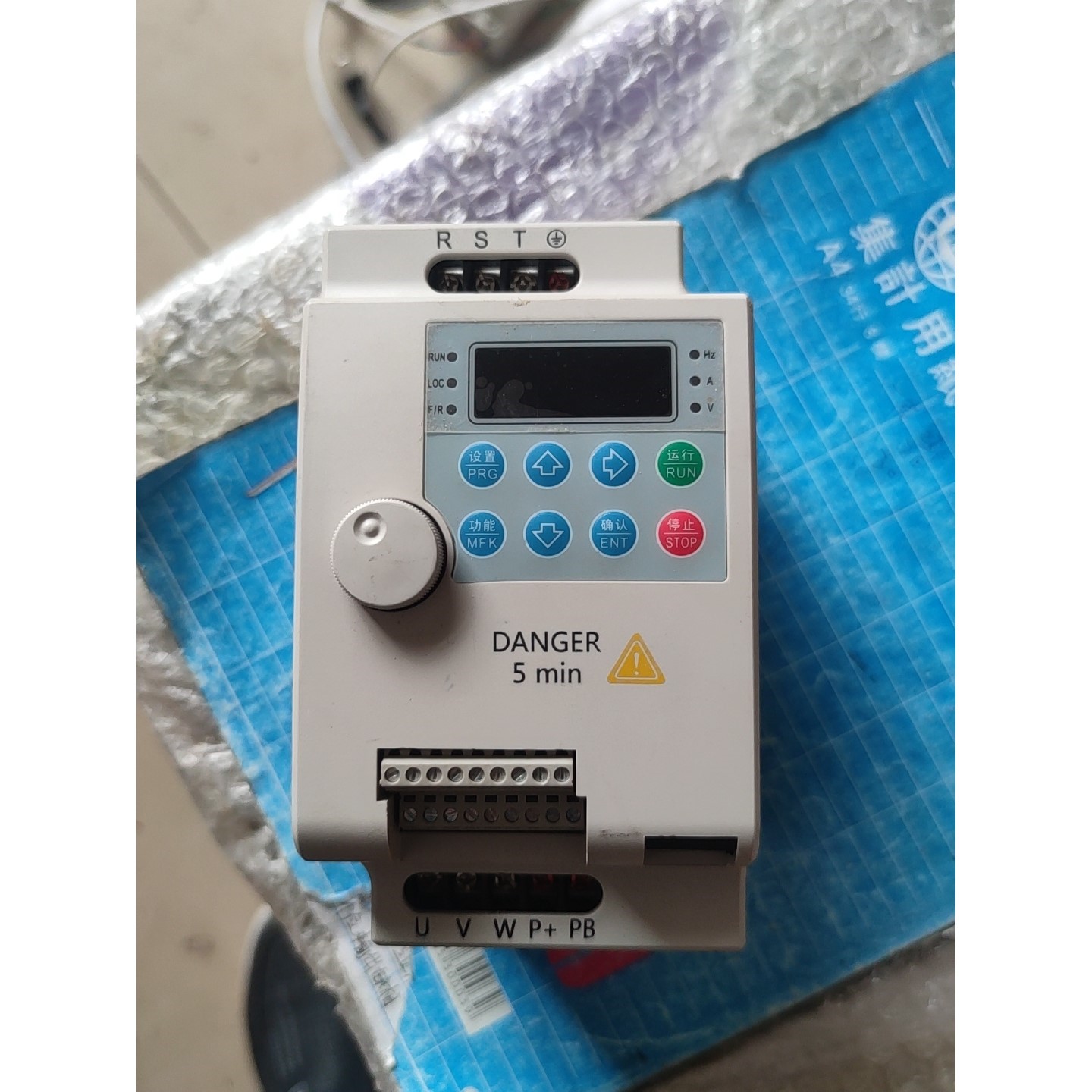 台达二手原装拆机DVPDNET-SL实图拍摄,功能完好,喜欢