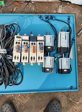 KOSSI科伺伺服750W套装,一共4套,有一套带刹车