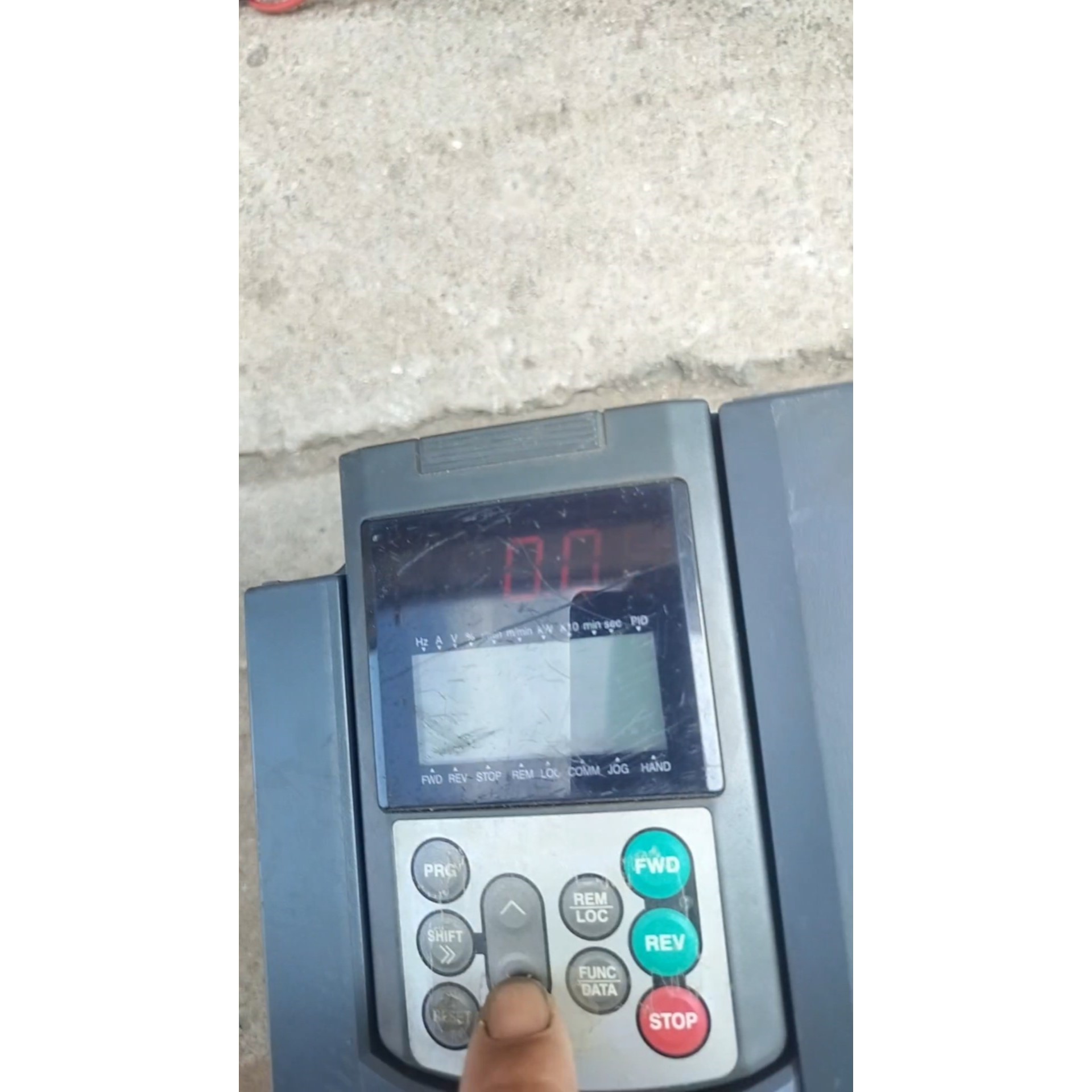 出售东伺服驱动器和电机套装,包含TSTA 15C和TSC4