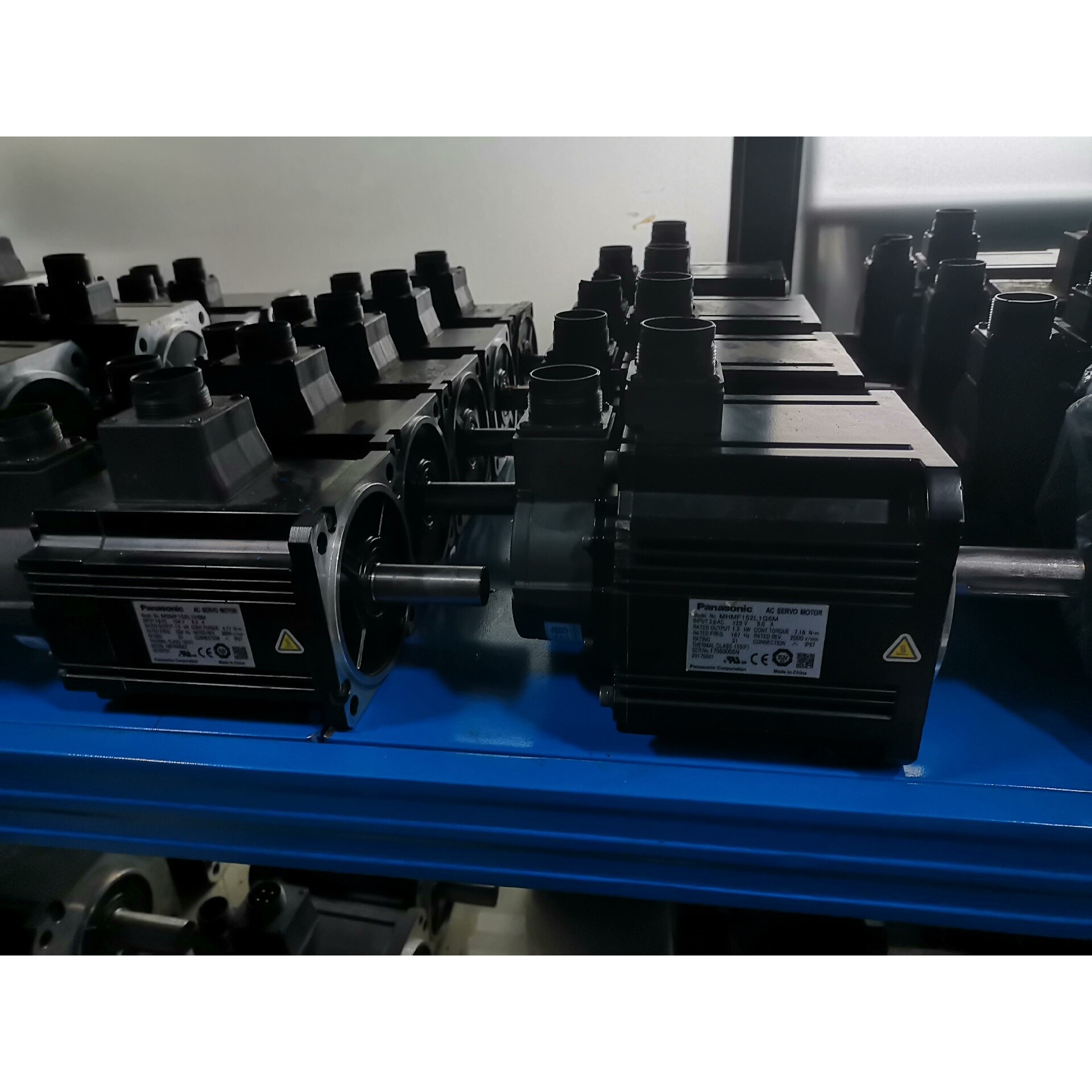 A6 MHMF152L1G6M/MDMF152L1G6M