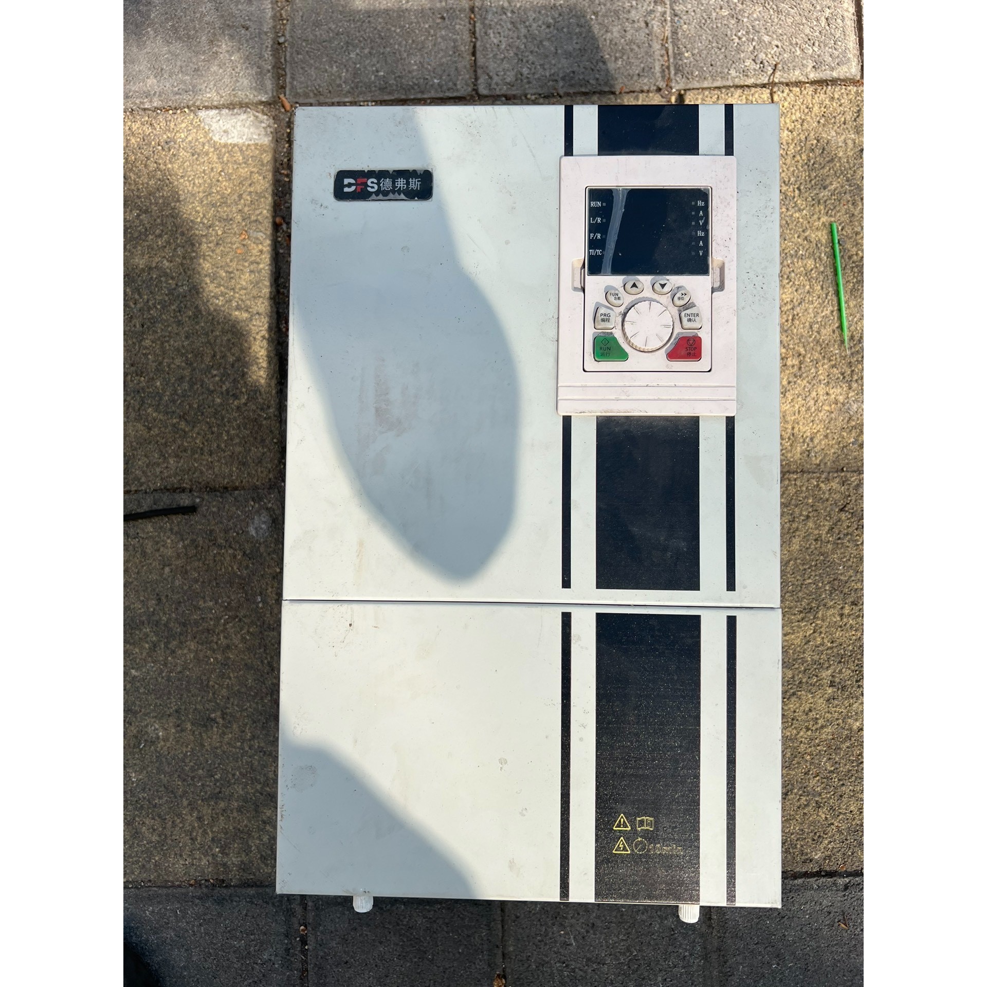 德弗斯变频器30kw   FS300A-30G