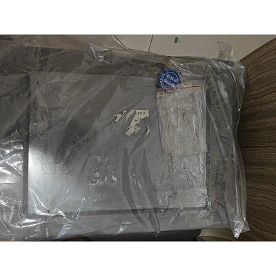 昆仑通态15寸触摸屏TPC1561Hi,图片实物,看样子没有