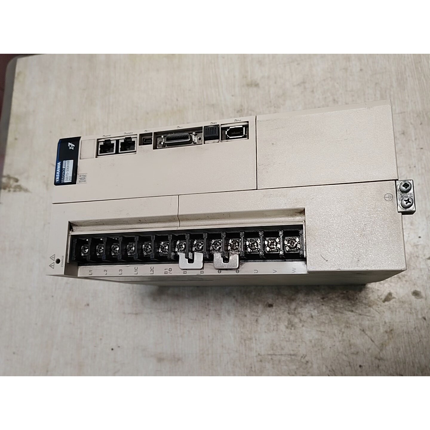 安川伺服驱动器,SGD7S-330A30B202,功能包好用