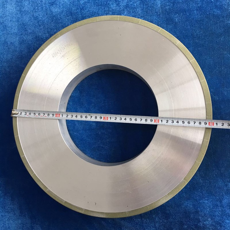 大直径陶瓷金刚石砂轮外圆磨PCD或PCBN刀具用锋利修整少