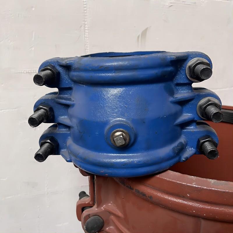 Pe球墨铸铁套筒带扣大、小头接头箍缩管修边机