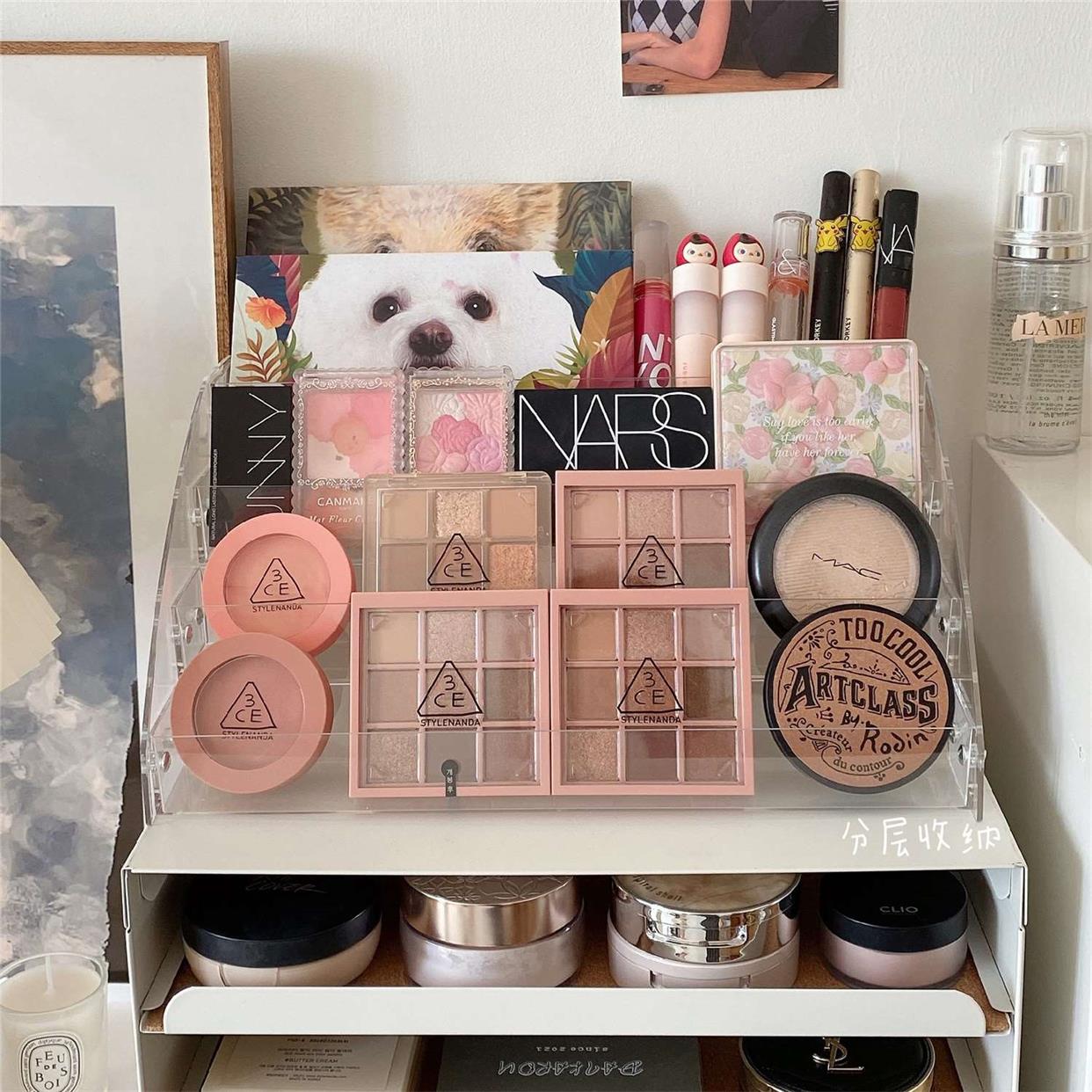 阶梯亚克力置物架化妆品收纳架美妆眼影盘收纳盒宿舍桌面展示架女