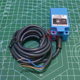 A级蓝色沪工CHIIB感应接近开关E2 OMKQN N10ME1