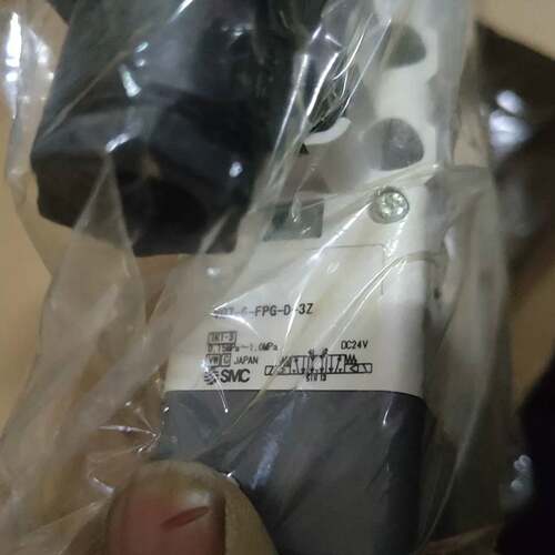 可维修正品电磁阀VQ7-6-FPG-D-3Z议价