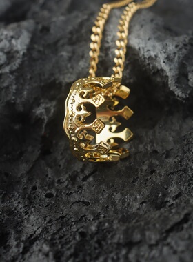 2024高级感皇冠戒指吊坠小众项链