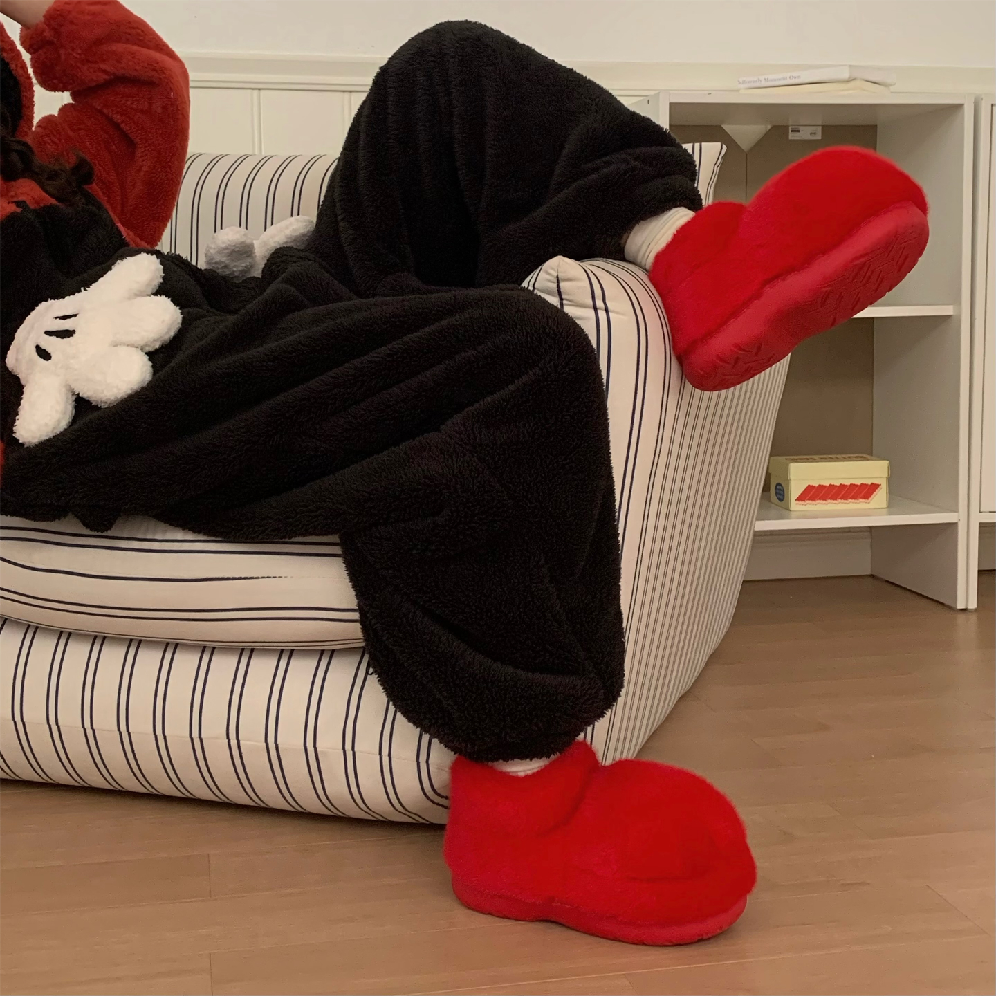 冬天外穿保暖防滑毛毛靴子趣味