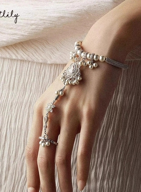 Riotlily/艾特里里雾都清晨仿珍珠手链女款圣诞礼物