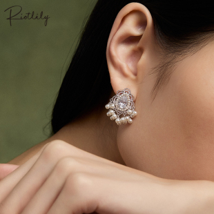 【何蓝逗同款】Riotlily艾特里雾都清晨里2026耳环珍珠流苏钉坠