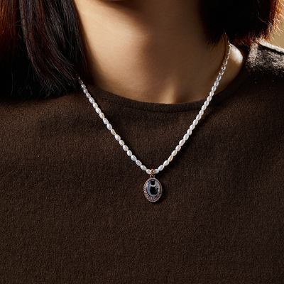 Riotlily艾特里里伊丽喵白项链珍珠贝壳锁骨链送女友圣诞礼物