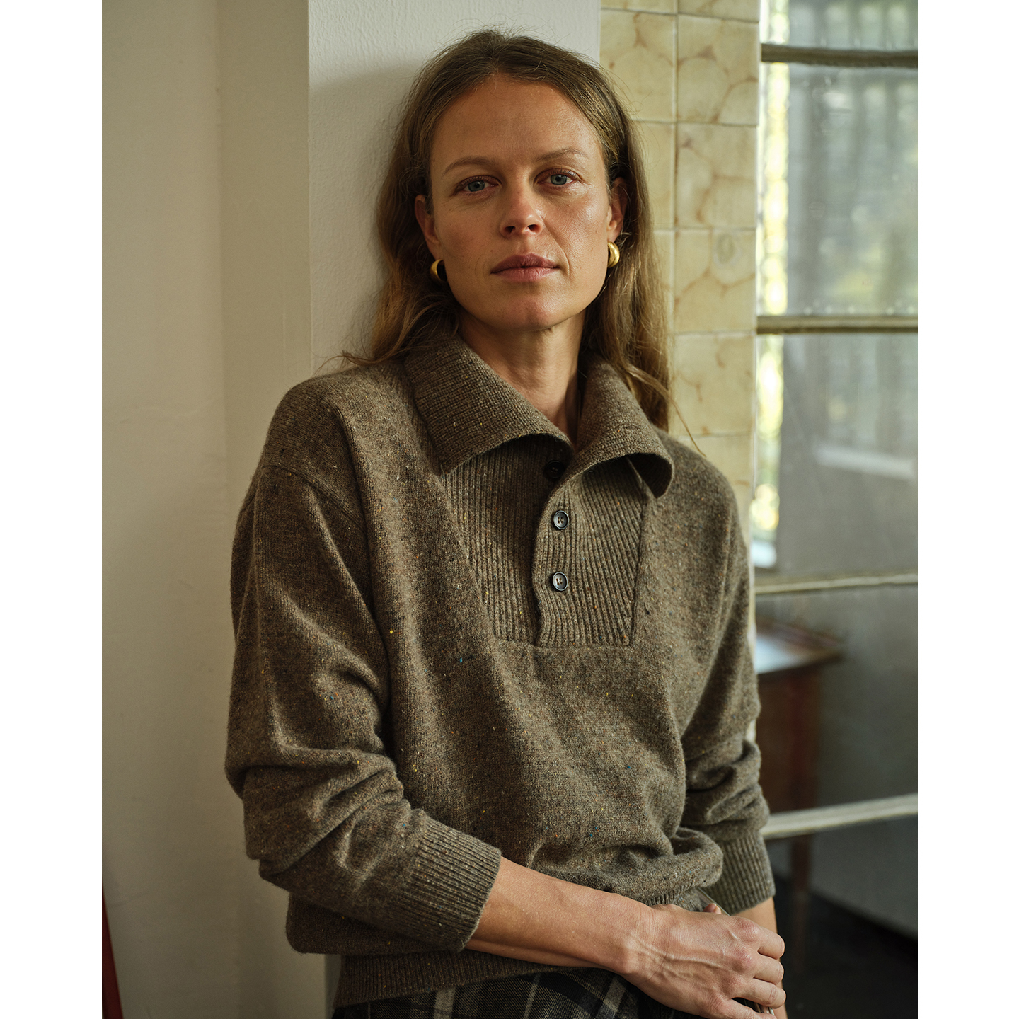 山所羊毛套头衫翻领牛角扣