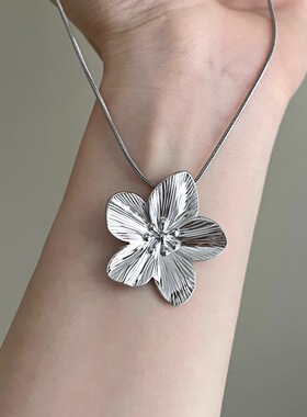 Vintage古着 Titanium steel flowers项链