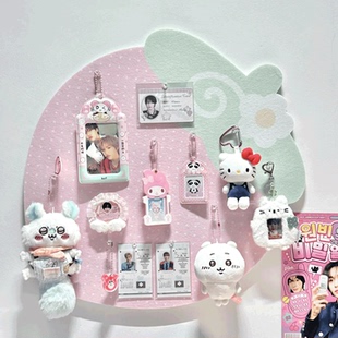 草莓毛毡板墙贴照片墙展示板卧室白墙改造拼豆吧唧小卡收纳板墙面装饰创意留言板首饰收纳板拍立得相片墙贴