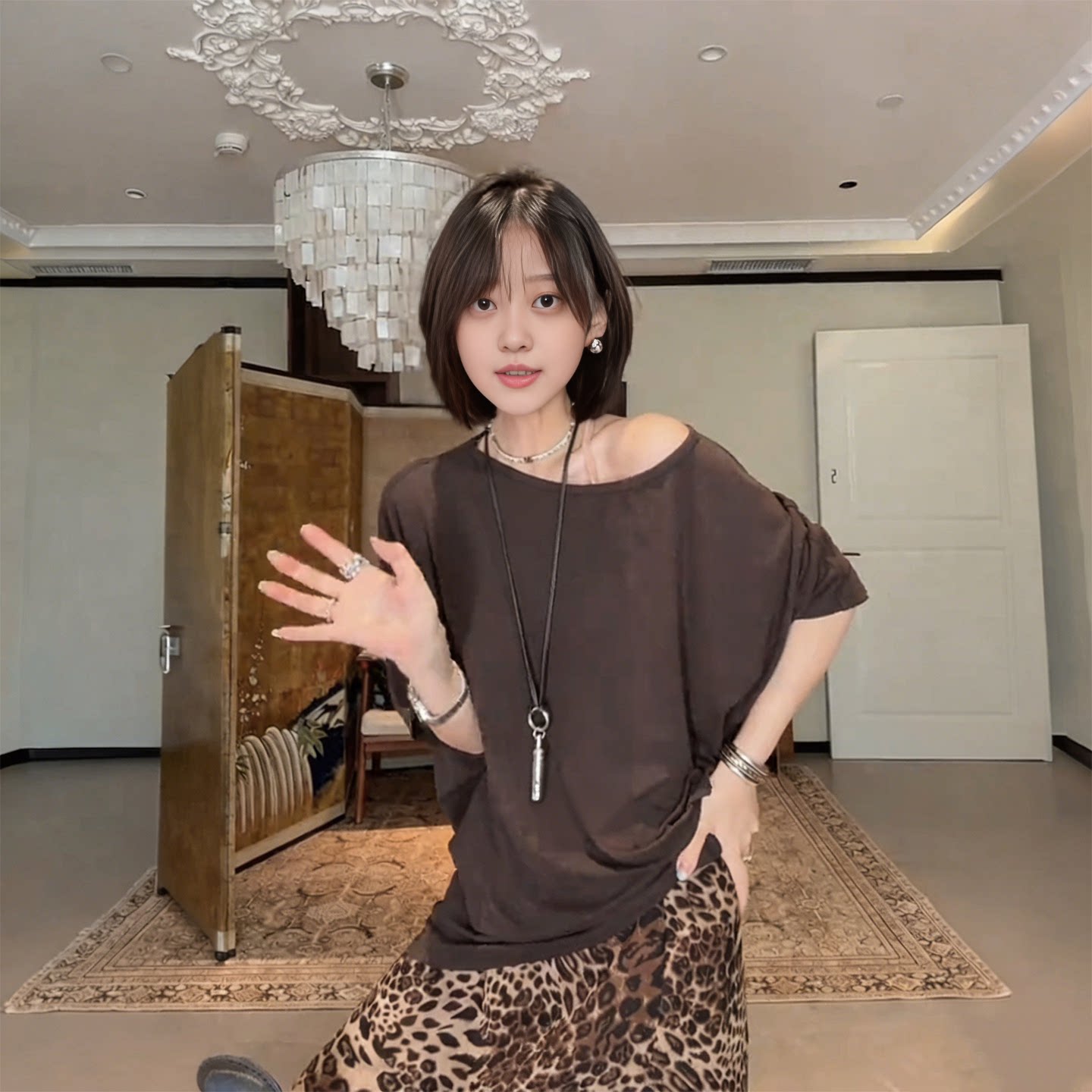 大码女装韩系慵懒风不规则圆领短袖T恤女夏胖mm宽松遮肉显瘦上衣