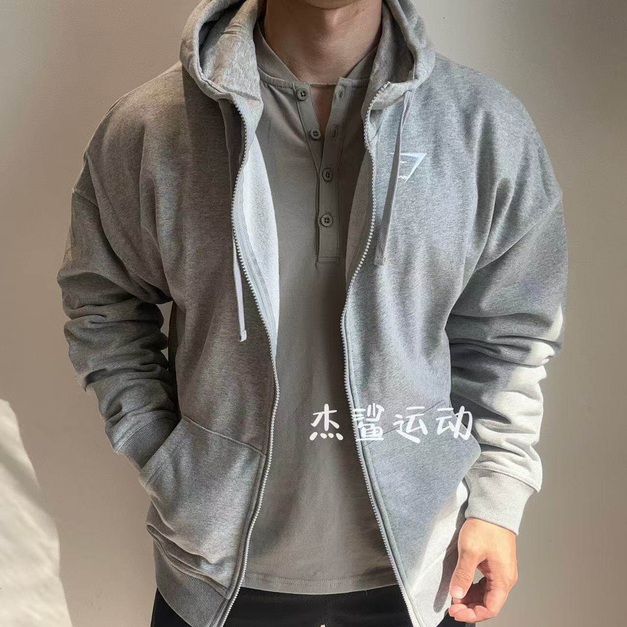 英国GYMSHARK Essential男女秋冬运动休闲刺绣标加绒宽松拉链外套