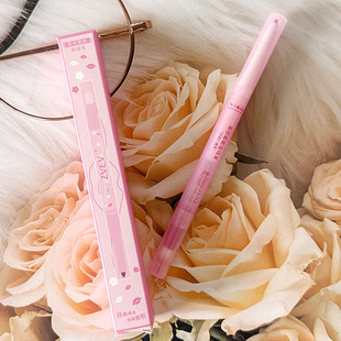 ZVEV雾感嘟嘟唇线笔细腻丝滑勾勒唇型自带唇刷双头两用削笔刀