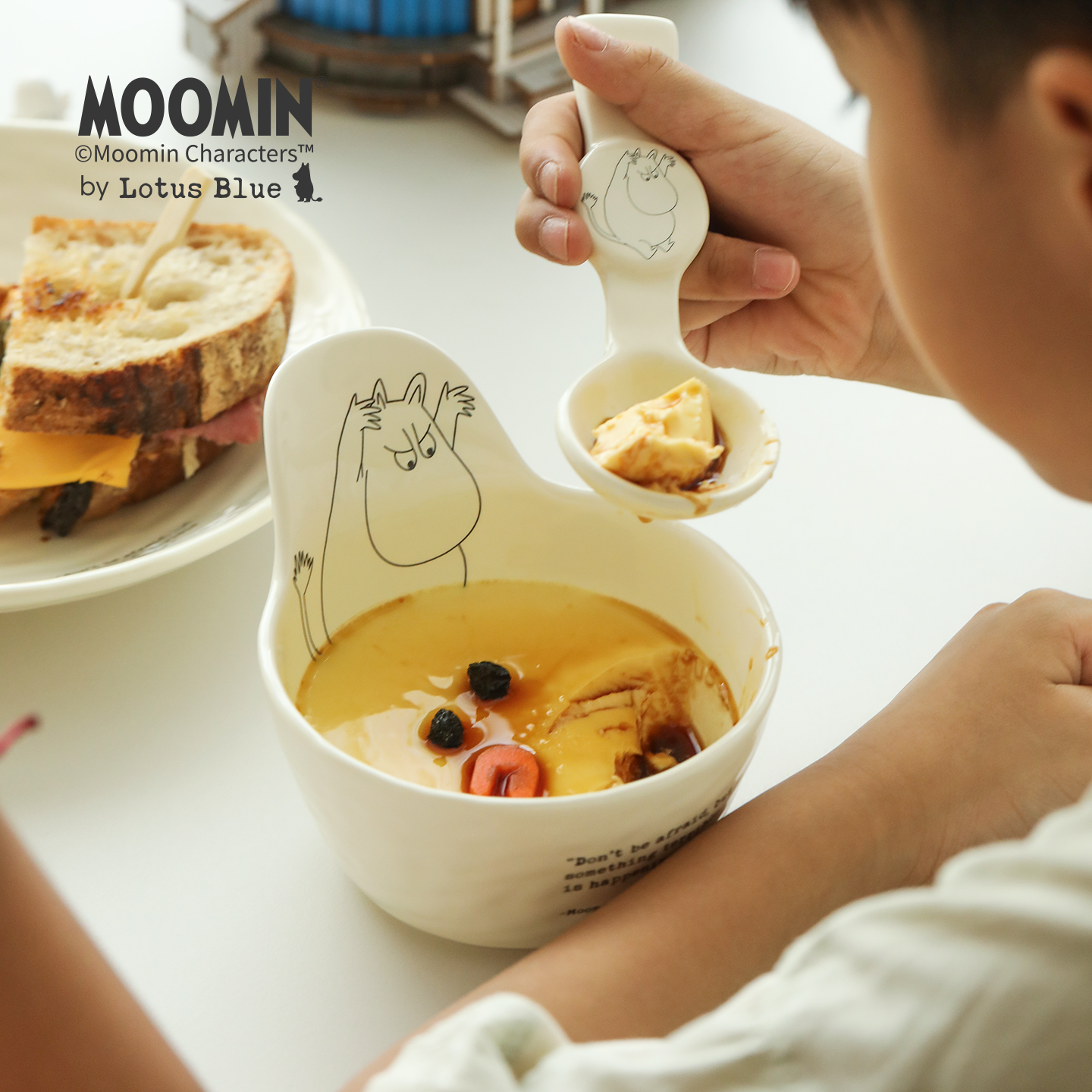 面碗陶瓷家用卡通手把碗