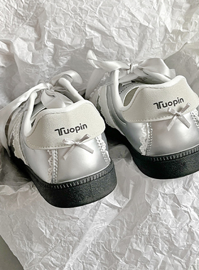 鮀品芭蕾德训鞋女冬新款蕾丝小白鞋百搭运动板鞋子配裙子银色单鞋