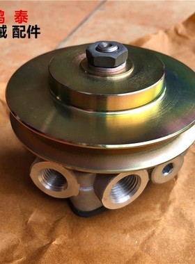 沃尔沃200 210 220 240B 290B D道依茨 21518471 02112675 柴油泵