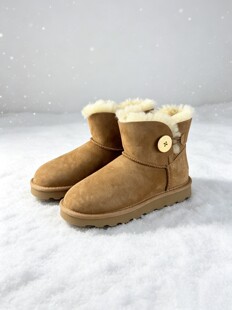 木扣2厘米平底)冬季羊皮毛一体雪地靴女短筒低帮一粒扣保暖棉靴