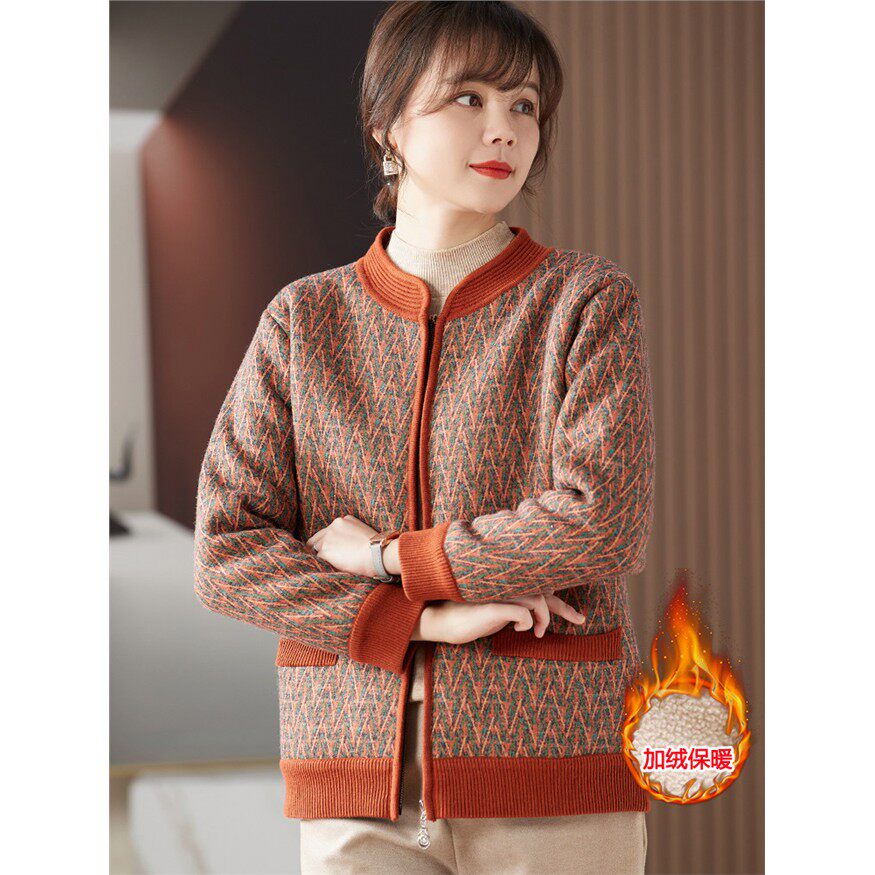喜卉妈妈冬装加绒外套中老年女装2025新款秋冬毛衣中年洋气质上衣