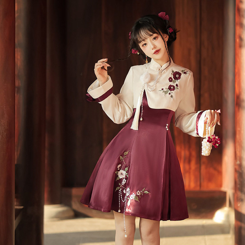 原创设计山茶之约汉服女中国风汉元素改良上衣连衣裙套装过年新年