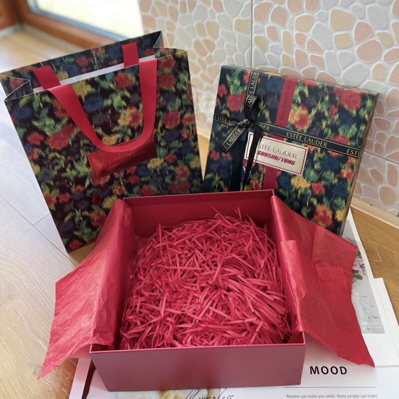 雅诗兰黛装柜空包装盒