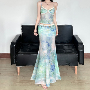 小众设计异域风情小清新印花撞色修身 新 小吊带包臀鱼尾半身裙套装