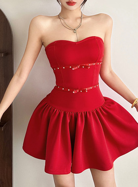 欧美风2025冬季新款女装抹胸修身显瘦蓬蓬裙摆小礼服连衣裙