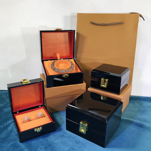 老铺黄金同款首饰盒钢琴烤漆木制高档珠宝盒吊坠项链盒戒指手镯盒