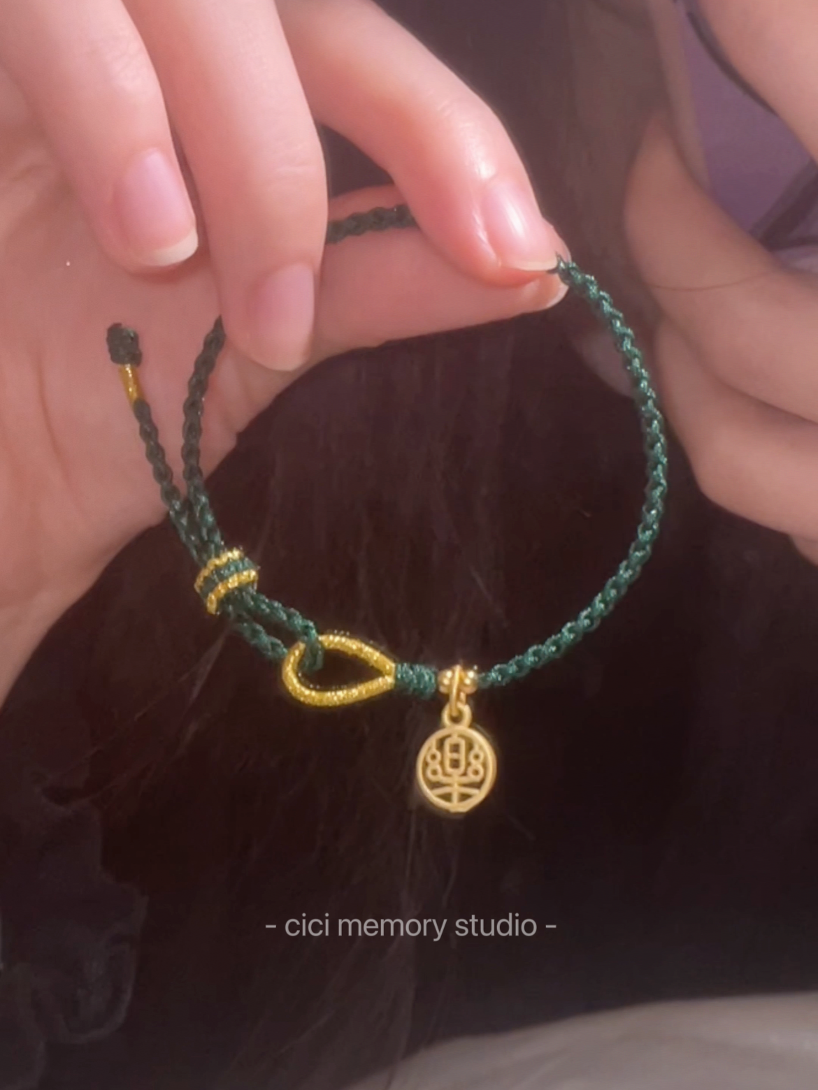 小众设计墨绿色新年好运女生手绳