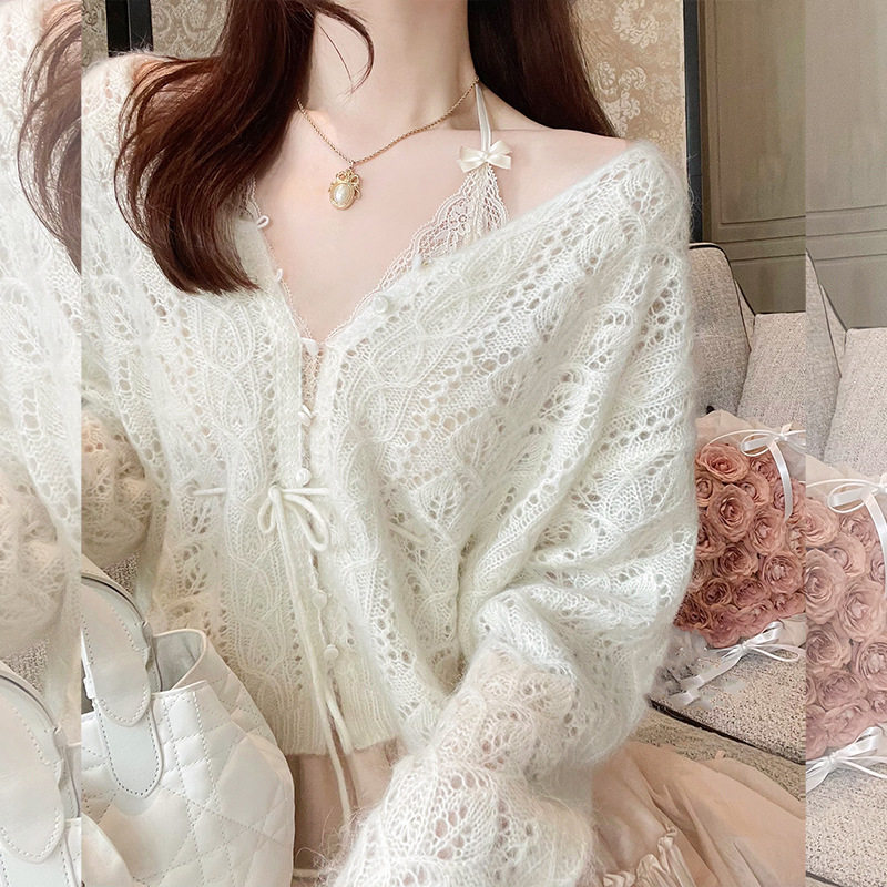 叠穿的纯欲感 蝴蝶结小心机精致蕾丝挂脖内衣内搭女蕾丝美