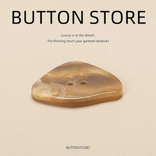 高级感红色大衣毛衣开衫扣子高端精致时尚衣服纽扣配件男士老年人