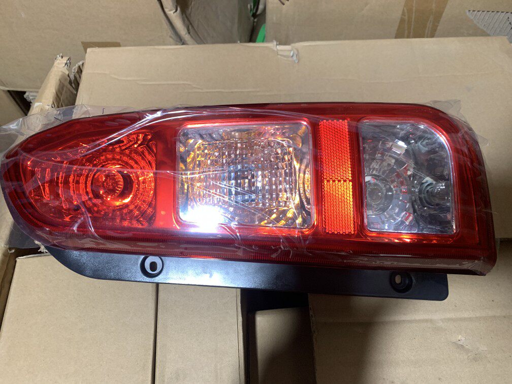 东风俊风cv03左右后组合尾灯倒车灯刹3773020k61001实拍爆款正品