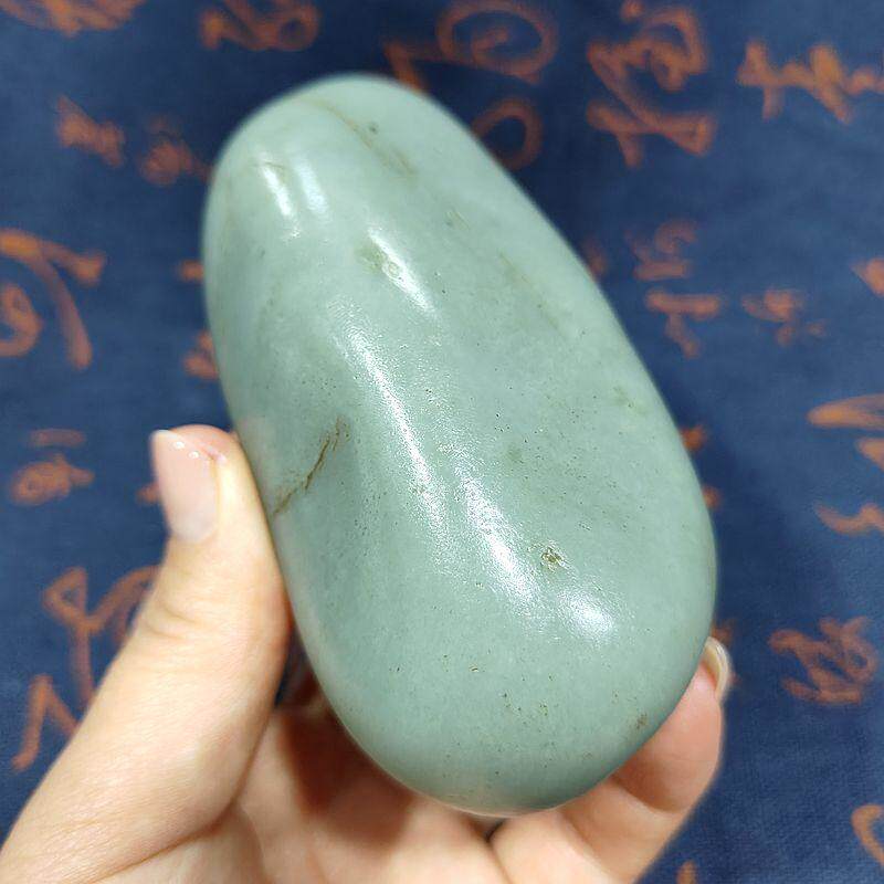 蓝调青玉籽料特色玉石把件料玩料