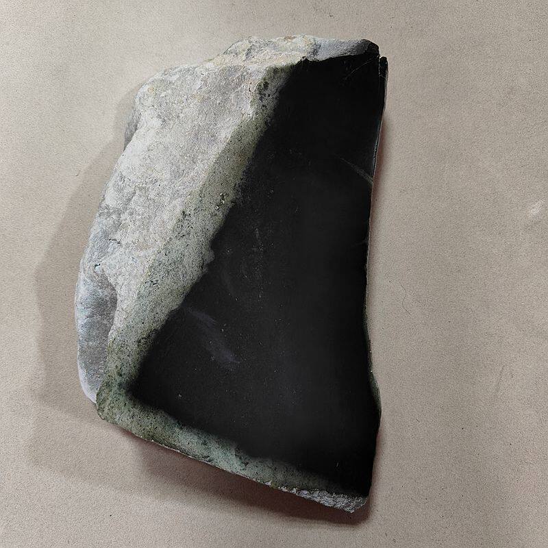 19.6斤和田玉黑青玉山料原石大切块 塔青玉满肉全明料手镯牌子料