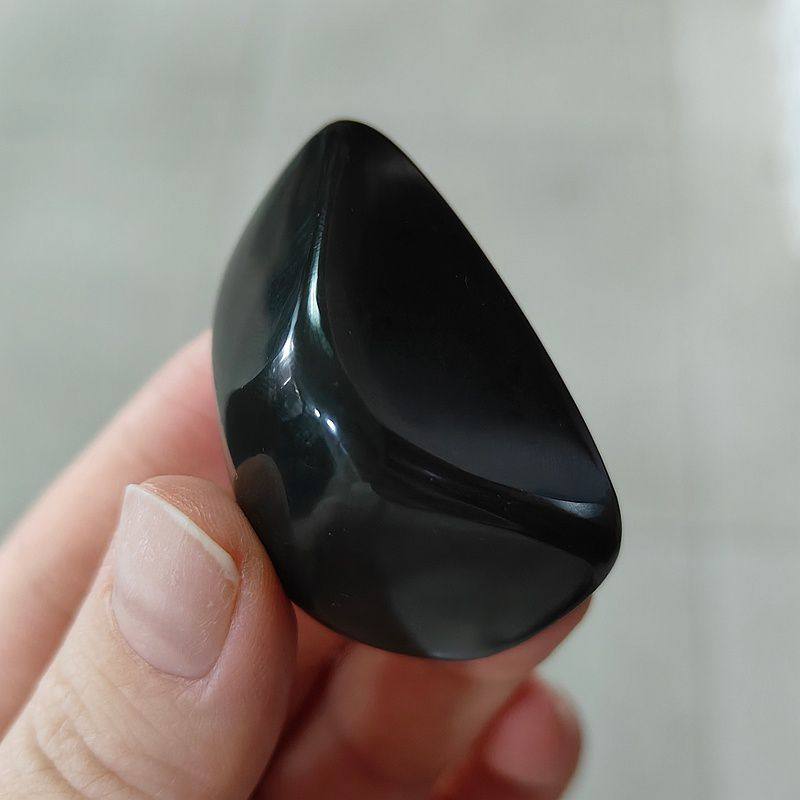 49克和田玉黑青玉籽料原石黑羊脂修型籽一细好肉玉石吊坠打眼佩戴,珠宝/钻石/翡翠,珠宝奇石,淘宝优惠券,粉丝福利购,淘宝优惠卷