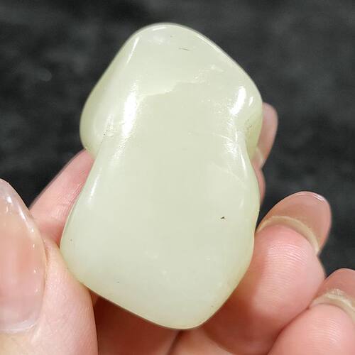 且末米白料白玉山流水吊坠挂件料